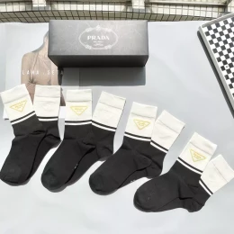 prada chaussettes s_127ba06